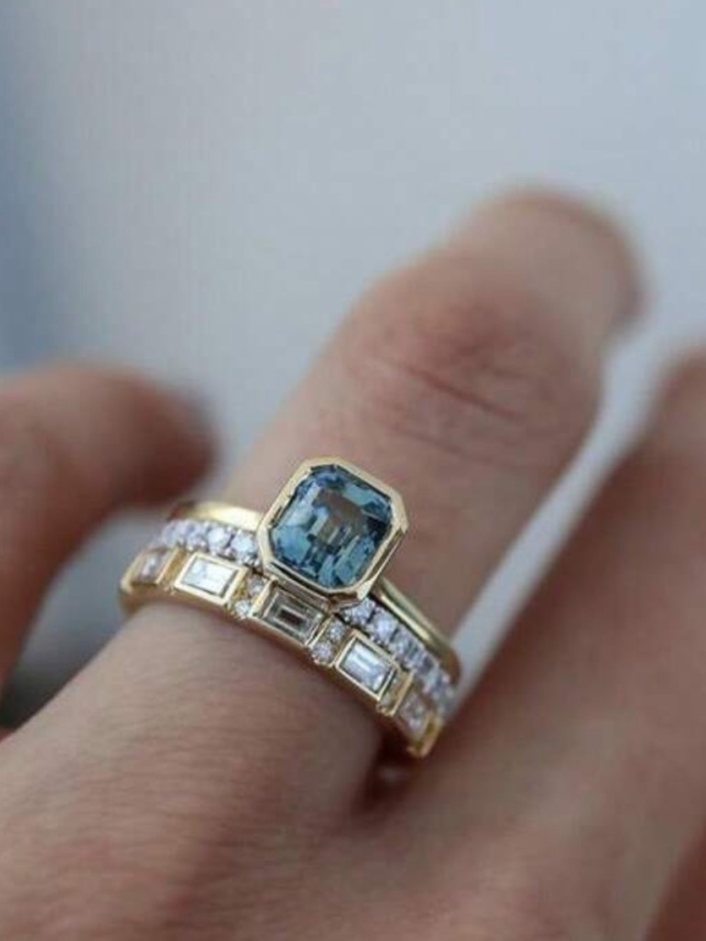 Gold ring set - Picture 2 of 2